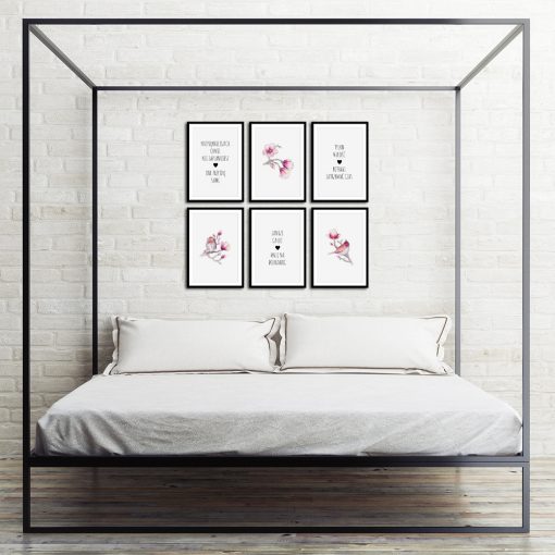 Zestaw plakatów z różowymi elementami do sypialni
