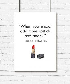 Plakat z cytatem Coco Chanel do pokoju