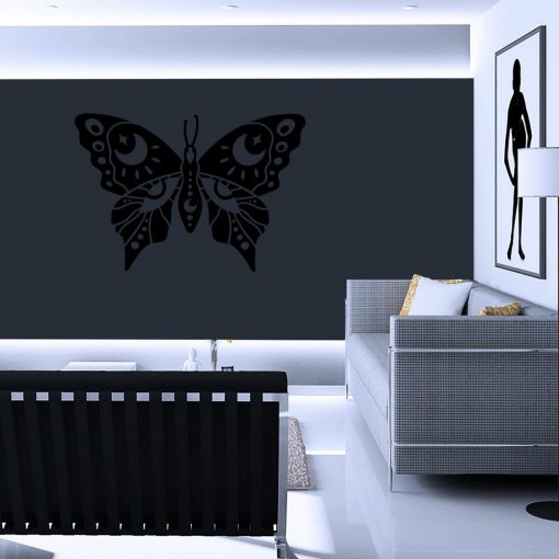 Naklejka na ścianę z motylem do salonu